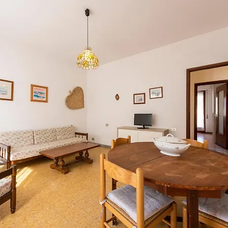 Daniela 3 By Mmega Apartment *